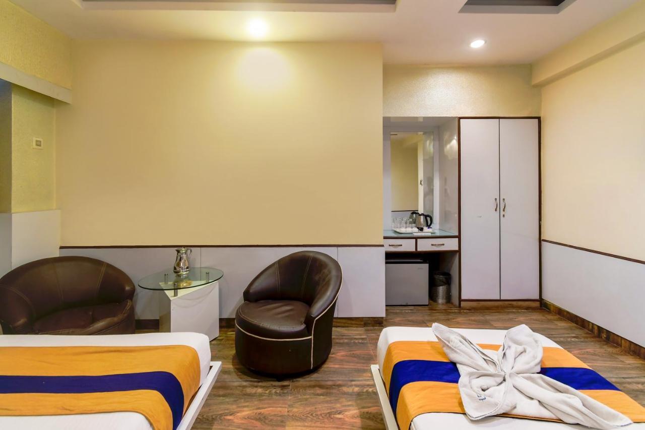 Hotel N S International Kalkutta Kültér fotó