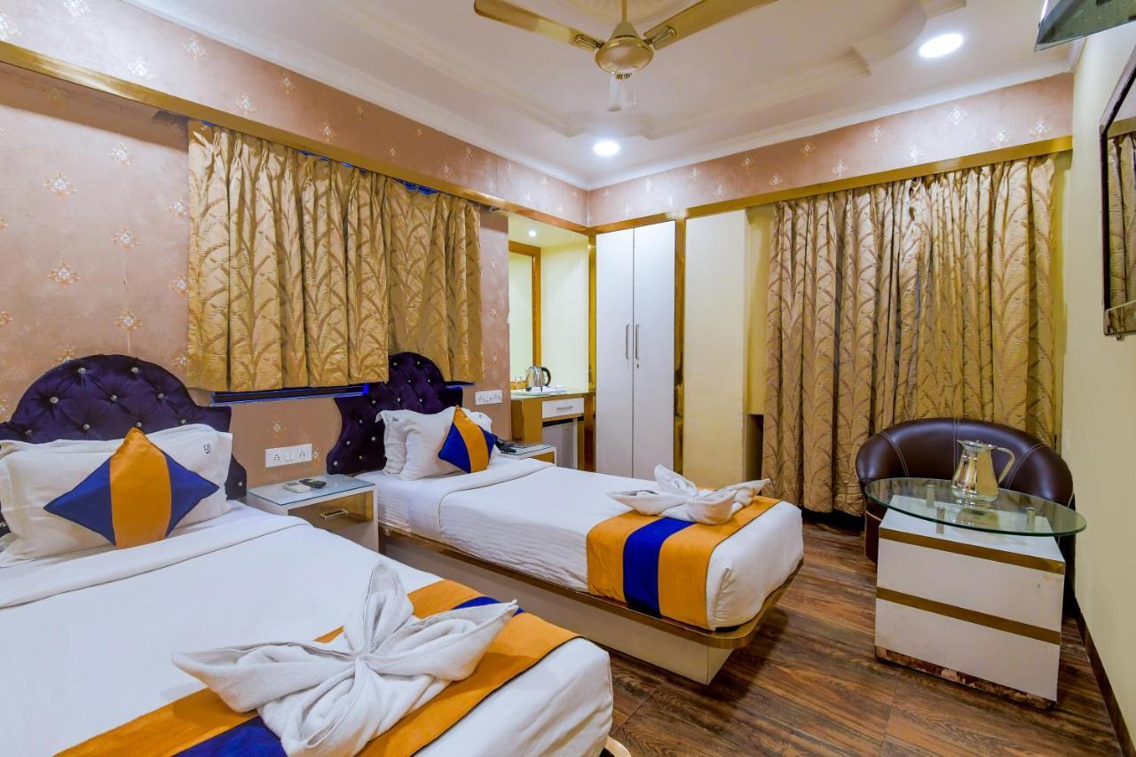 Hotel N S International Kalkutta Kültér fotó