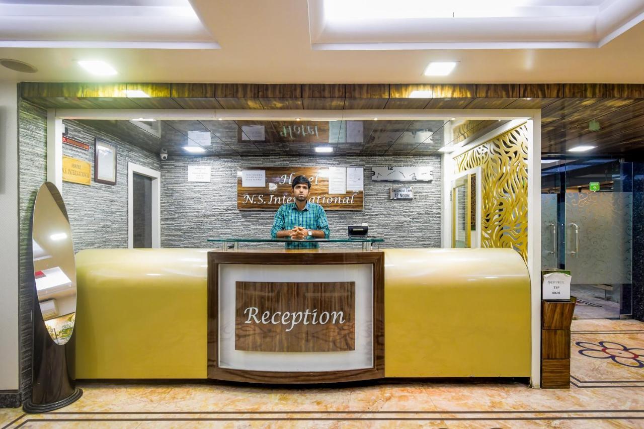 Hotel N S International Kalkutta Kültér fotó